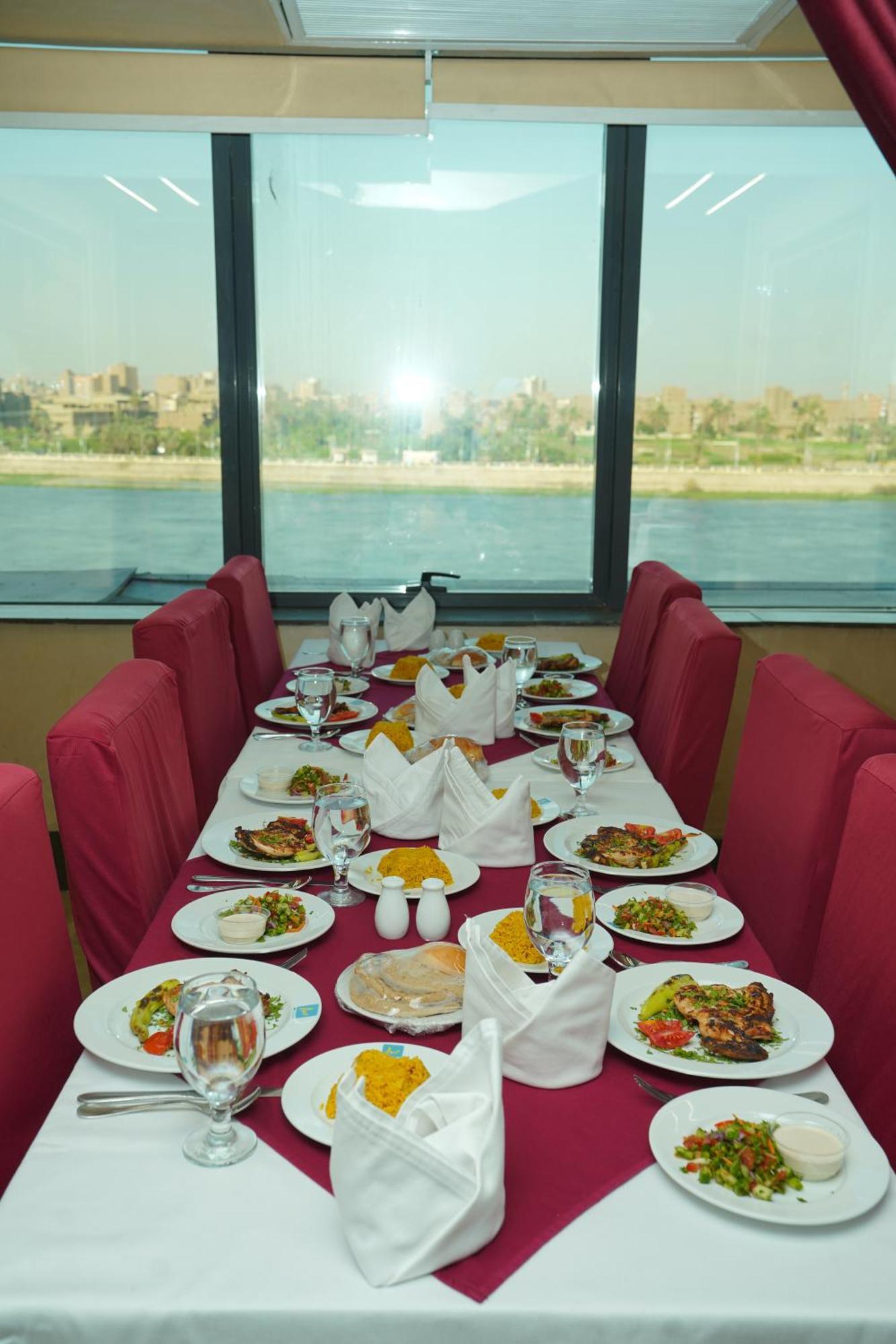 Al Fanar Azur Hotel Sūhāj Exterior foto